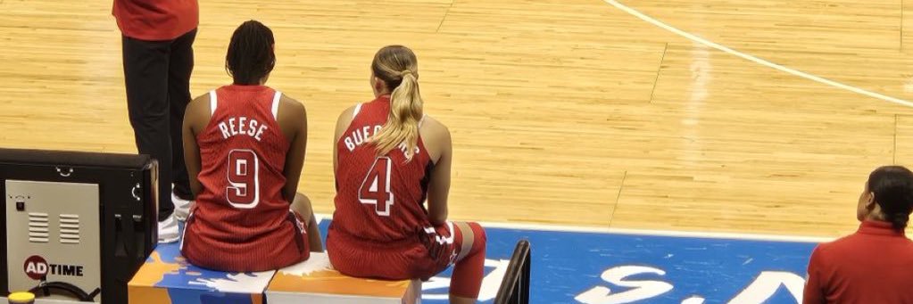 Dee_Dee2112's profile banner image