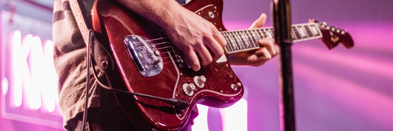 Katy Bloodwell📸 banner