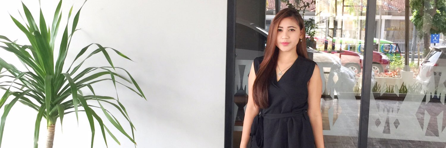 putripuput52's profile banner image