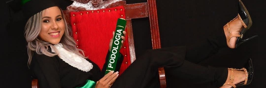 GuimaresIngrid's profile banner image