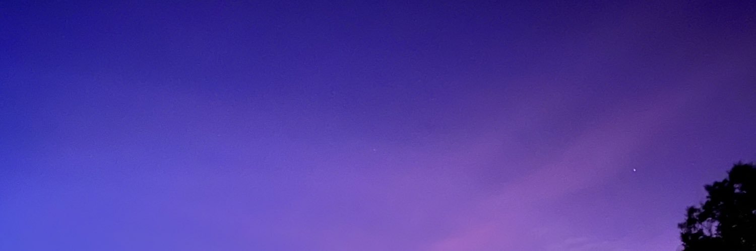 daxaapa's profile banner image