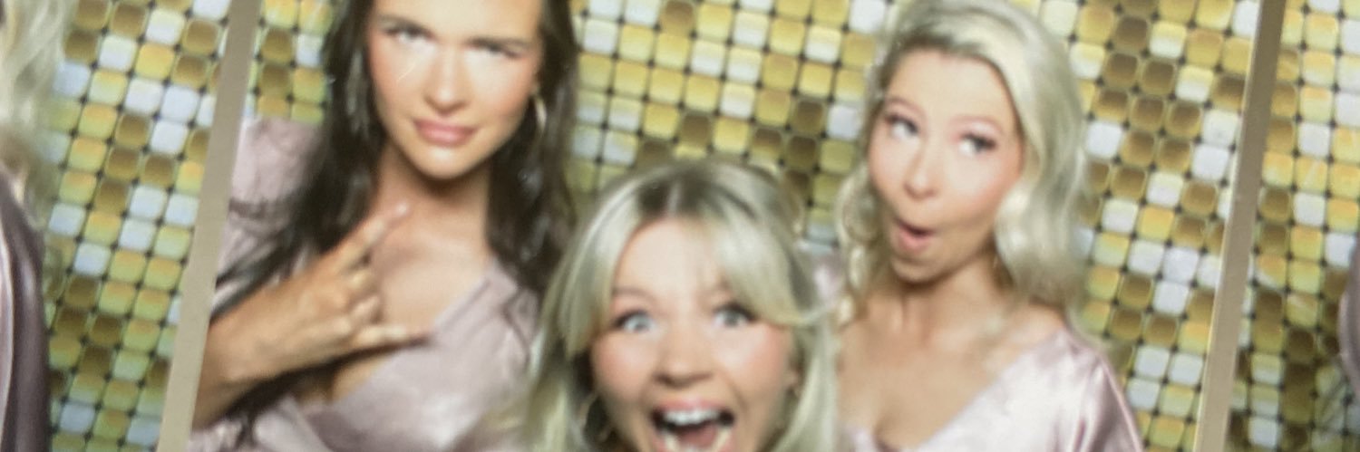 E V E banner