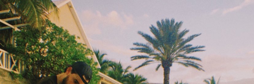 _LeandraAs's profile banner image