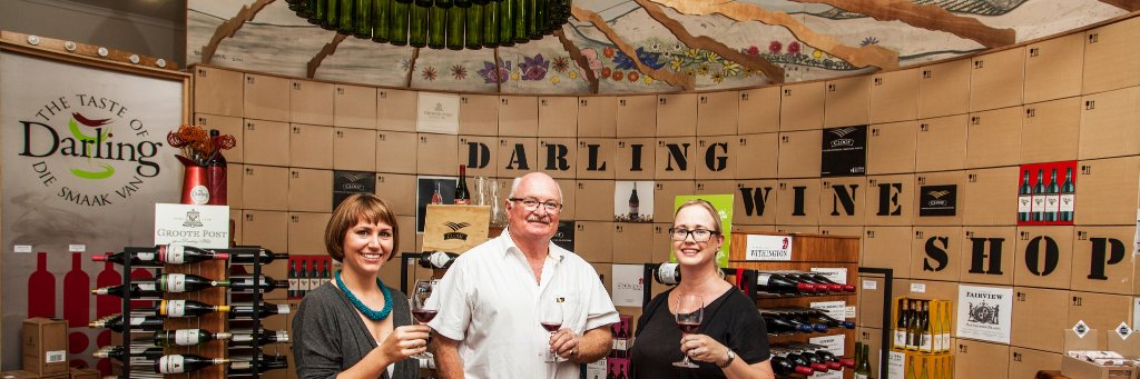 DARLING WINE SHOP banner