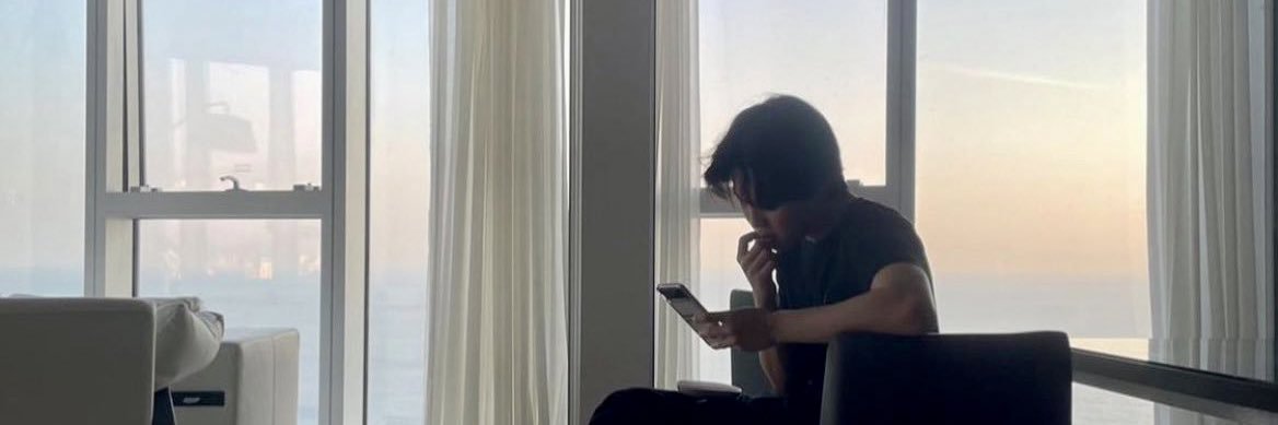 tiniemabi's profile banner image