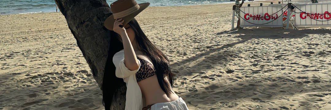 aliessam16's profile banner image