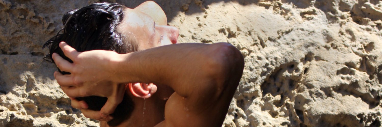 nader0002's profile banner image