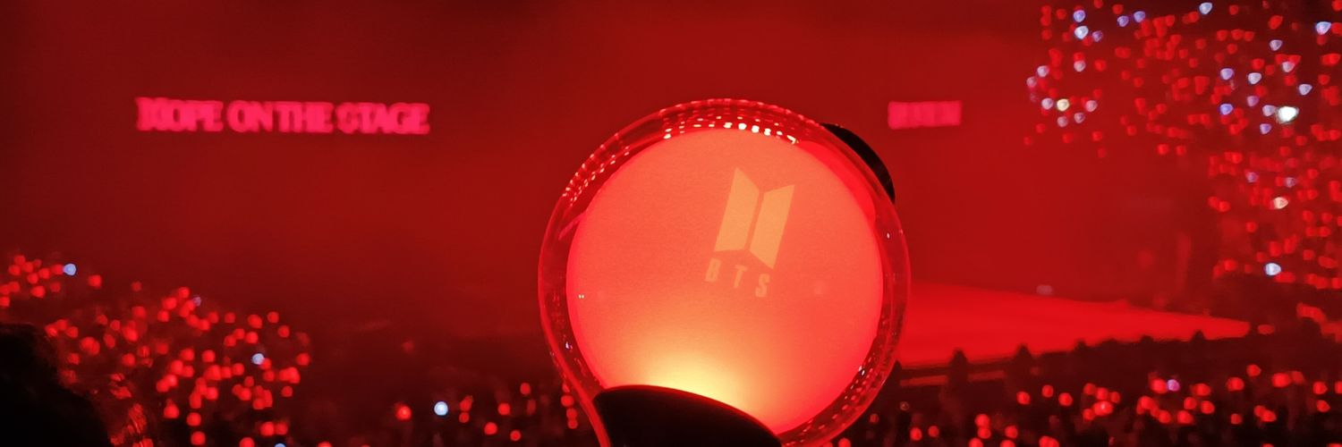 Denisse⁷ BUSCA BOLETO PARA BTS banner