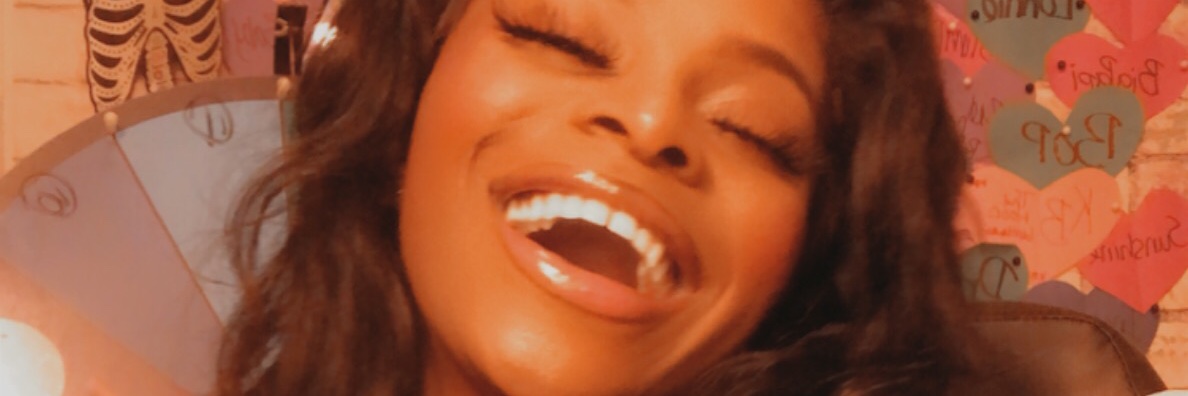 TheEssence_Show's profile banner image