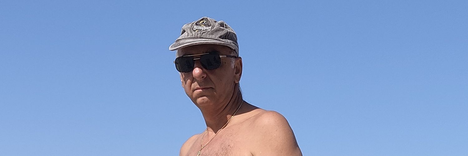 giannhsgas's profile banner image
