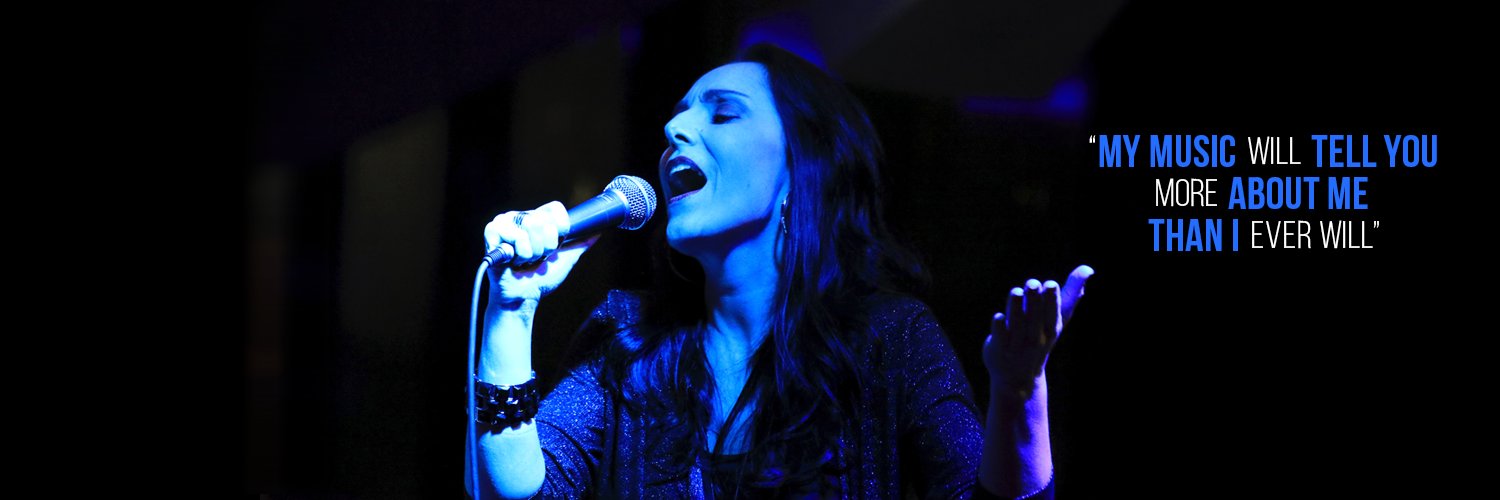 Roberta Ayres banner