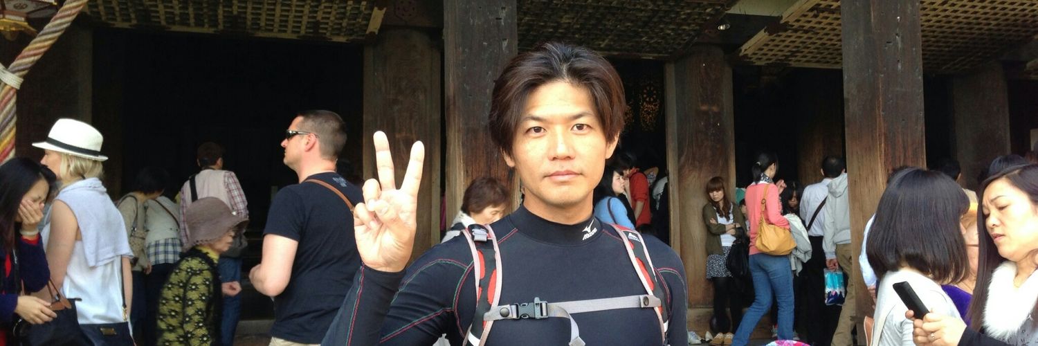 palmread's profile banner image