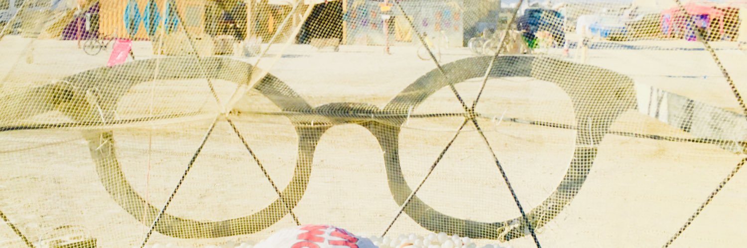 may_siu's profile banner image