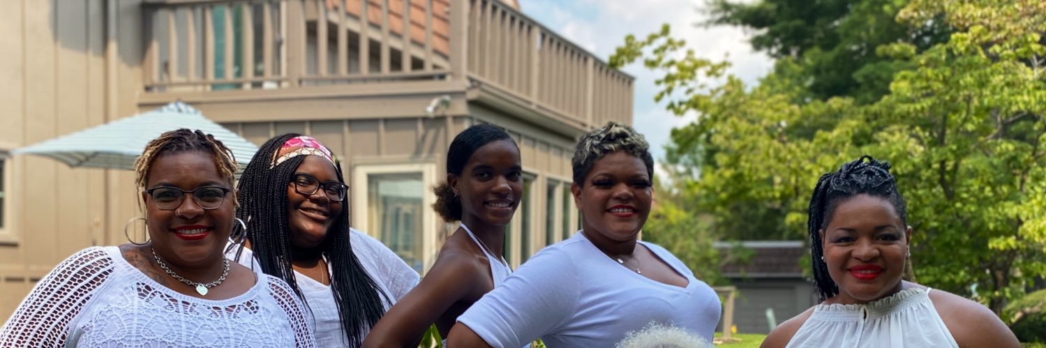 JustRozay's profile banner image
