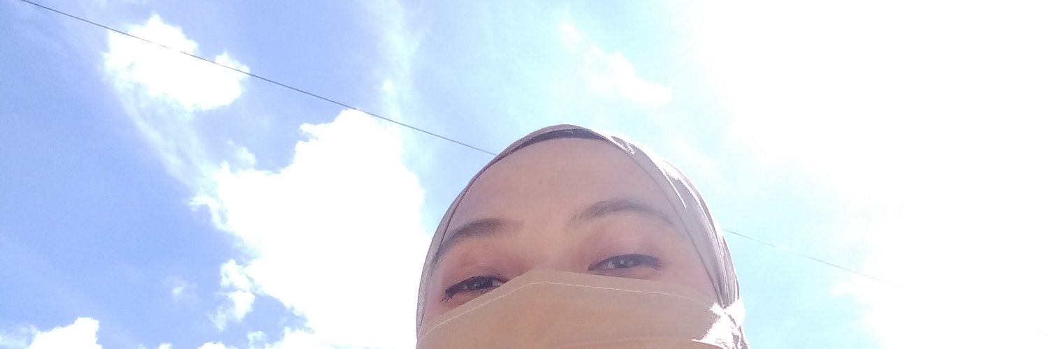 nadyajuliandaa's profile banner image