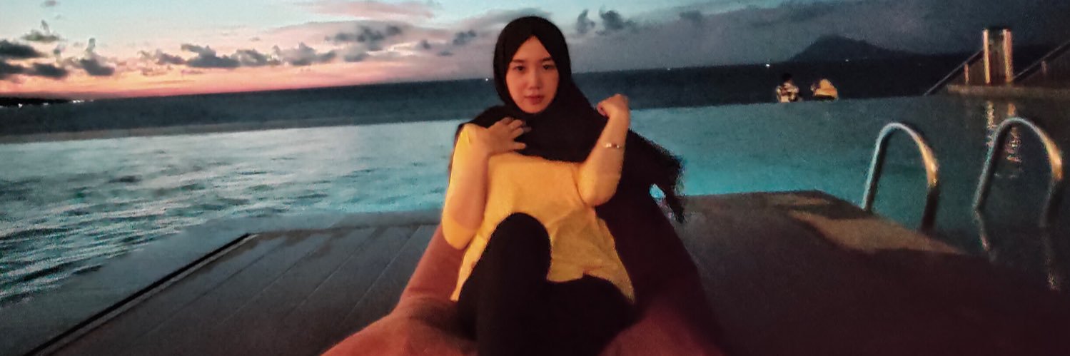 ElisaLasabuda's profile banner image