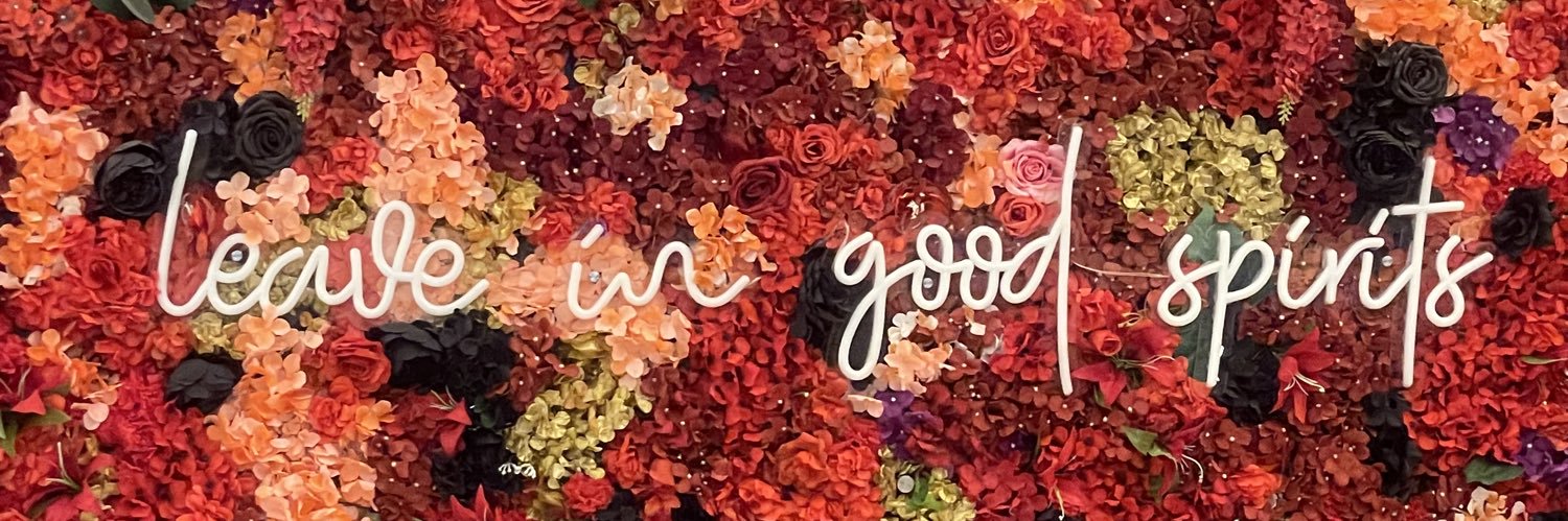 Her Majesty👑✨ banner