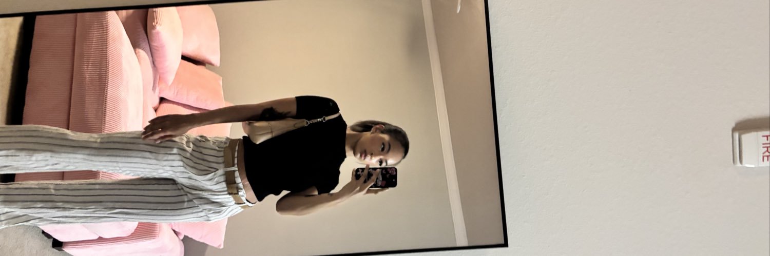 pameloochiee's profile banner image