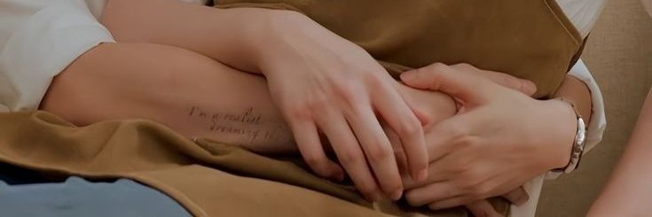 idkwuv's profile banner image