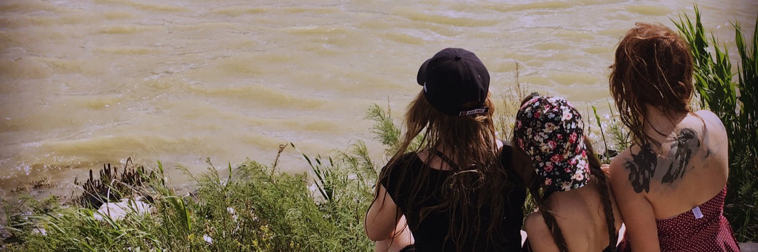 GeekinthePink_2's profile banner image