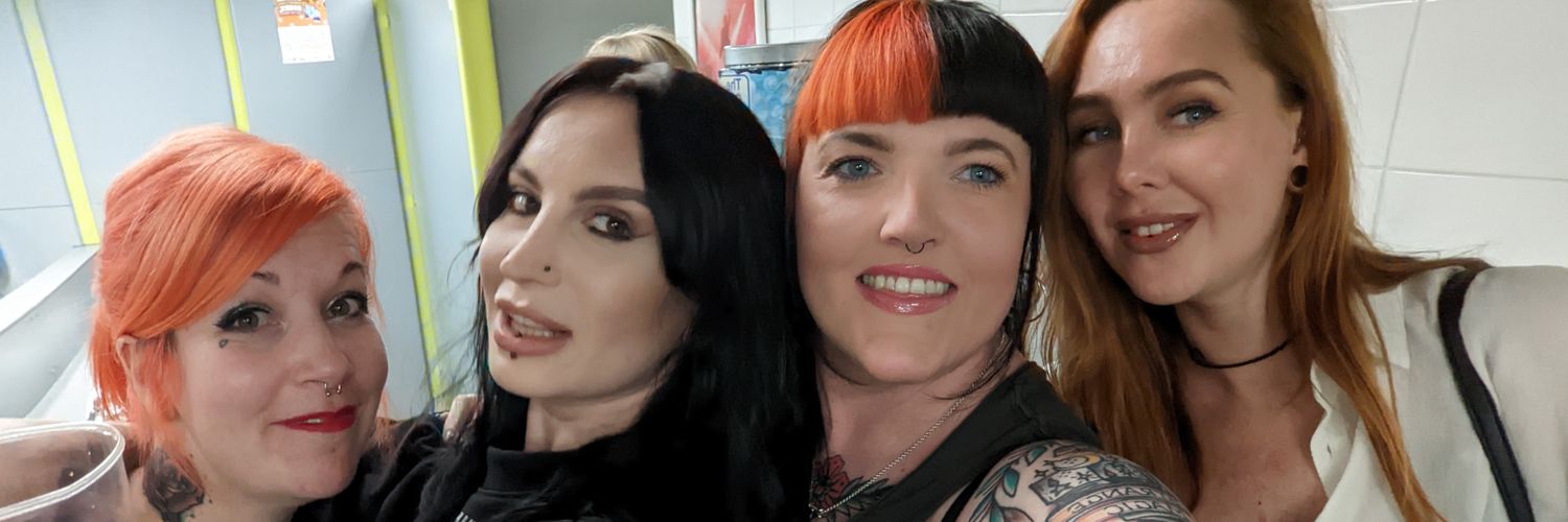 LozzerSpencer's profile banner image