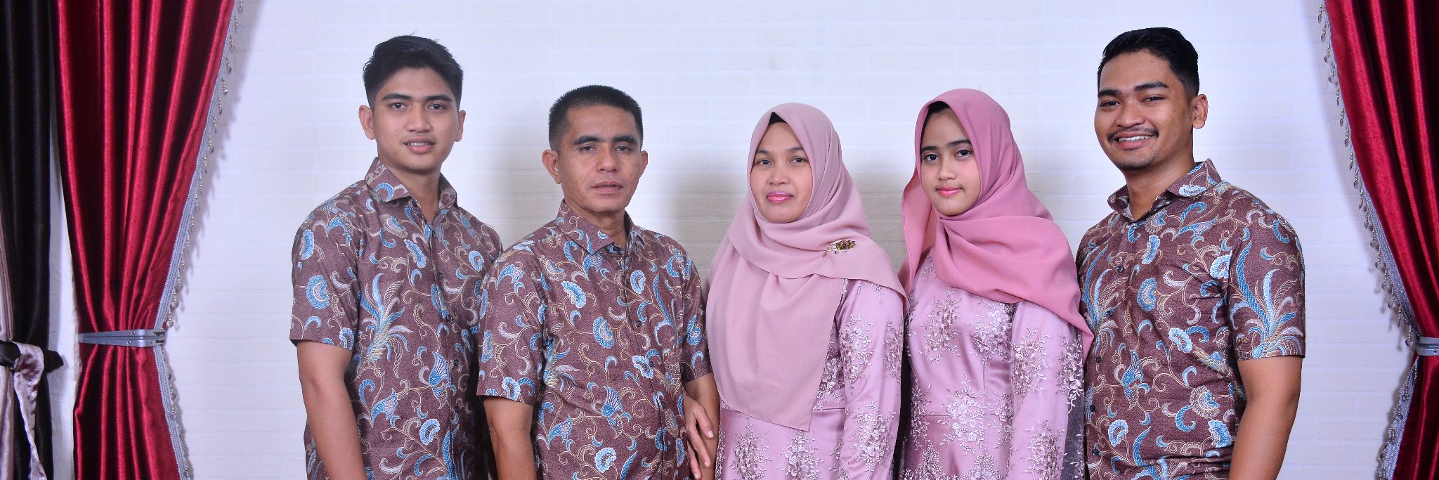 Razef banner