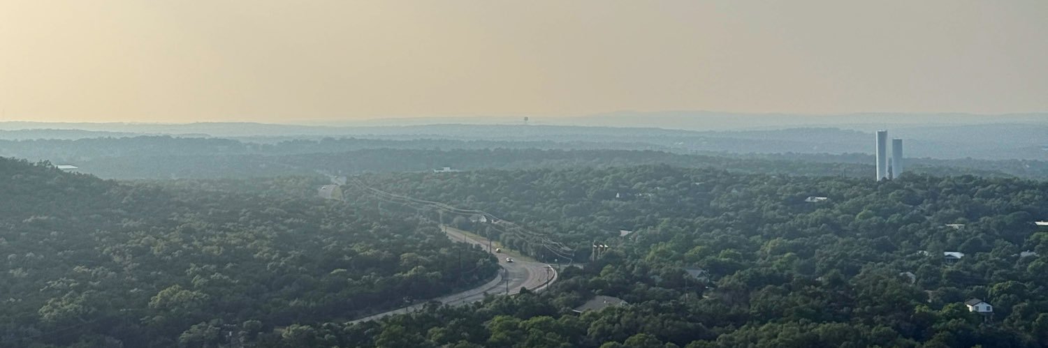 karanjoglekar_'s profile banner image