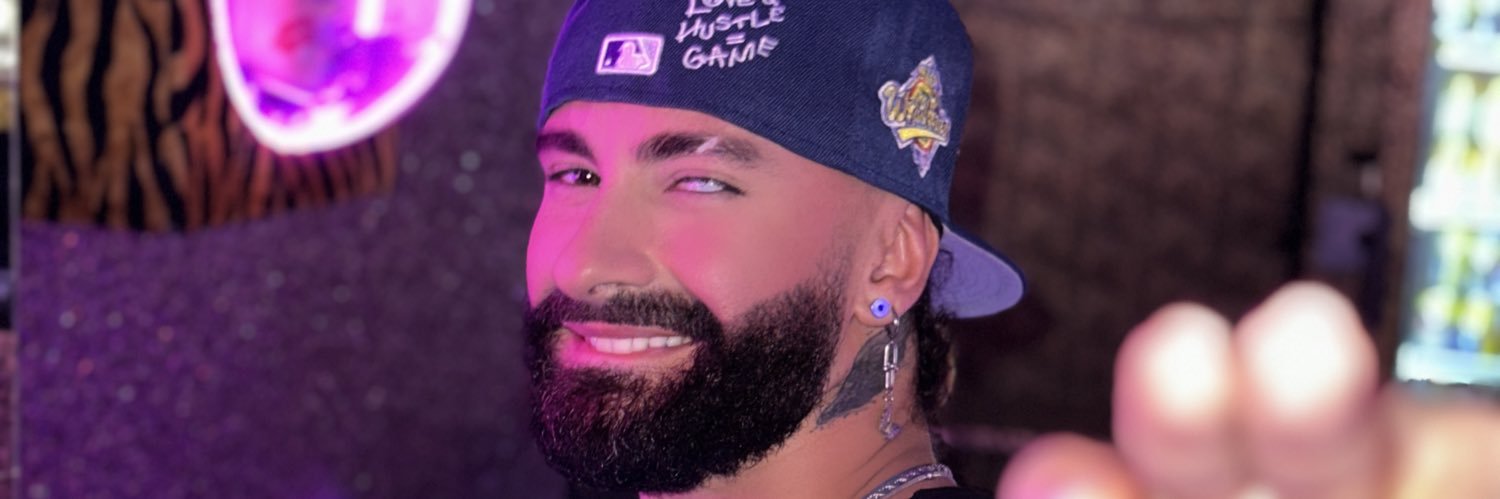 elmaya94's profile banner image