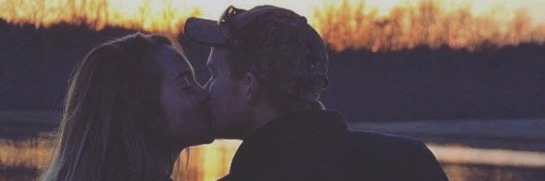 ohheyitzash's profile banner image