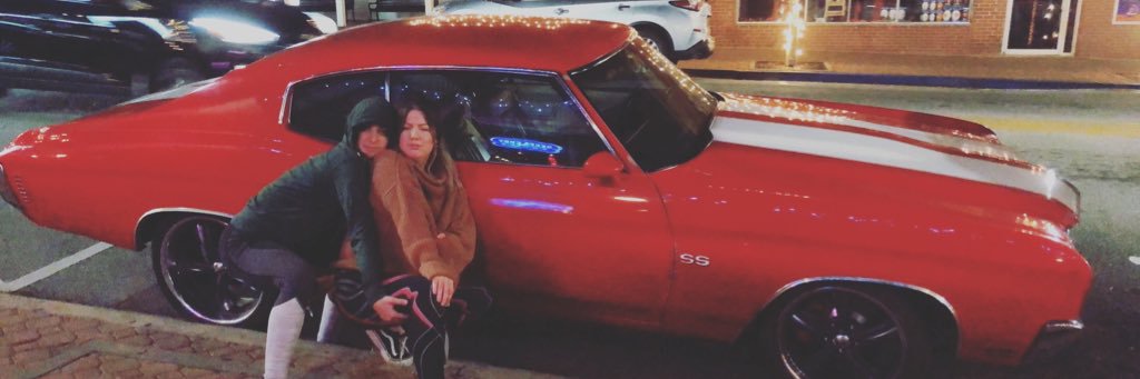 Deandra_T's profile banner image