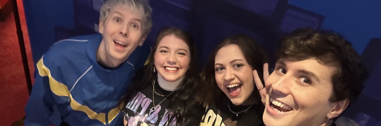 katyhbee's profile banner image