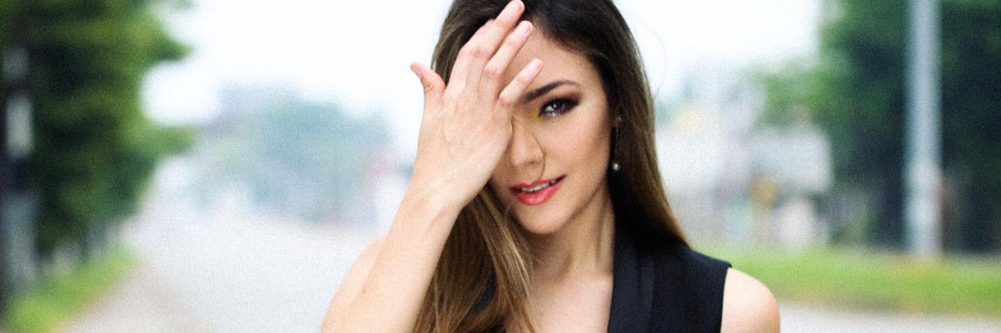 floracampos's profile banner image