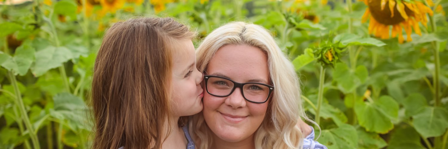 DeereKayla's profile banner image