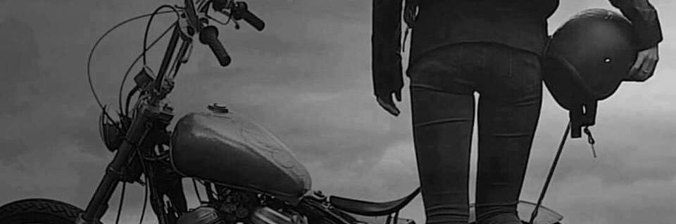 Stray banner