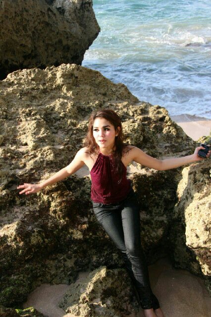 IntanHardja's profile banner image