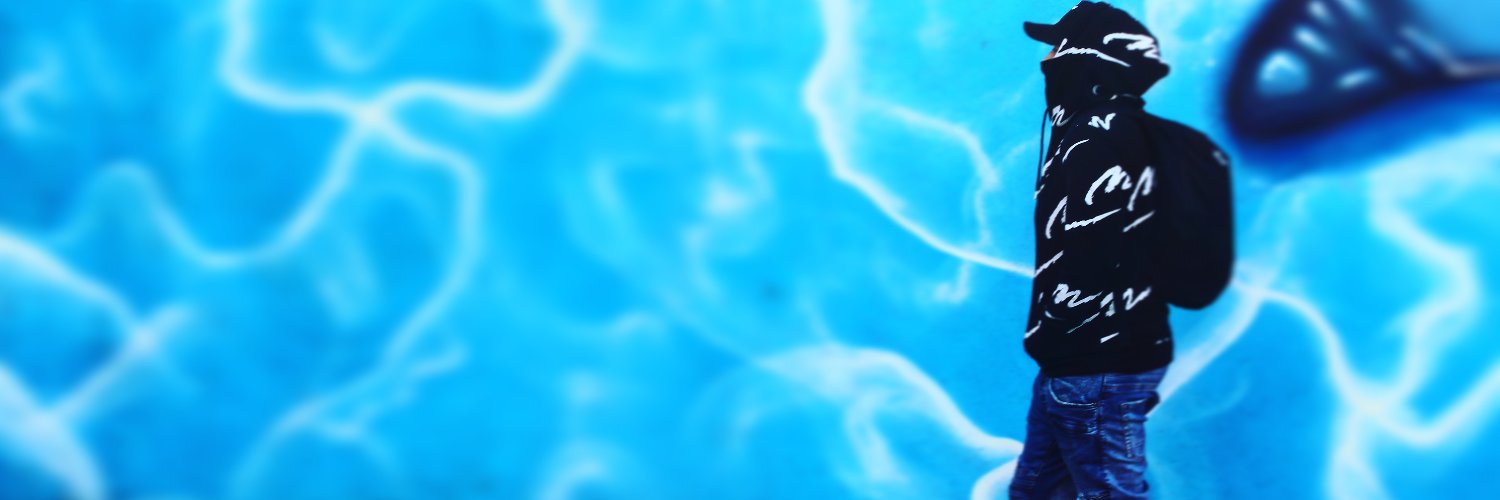 Akamillard's profile banner image