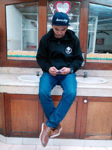 Rully Andrian banner