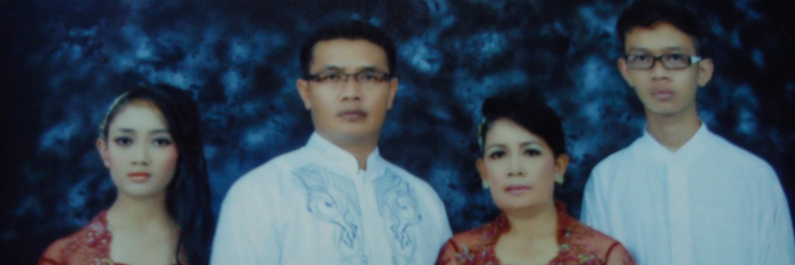 IntanDwiV's profile banner image