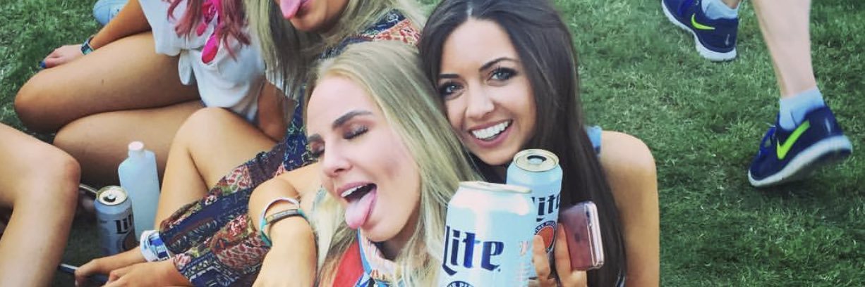 lil suzi vert banner