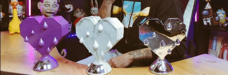 Lininina 🤍 banner