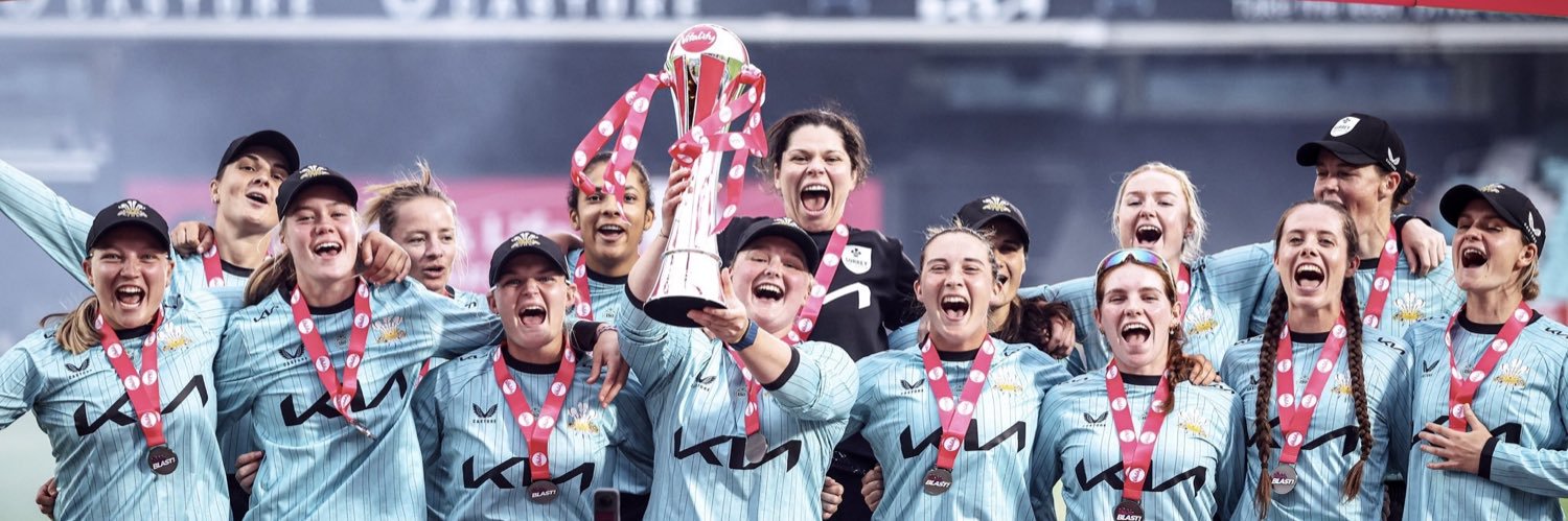 Adele Mitchell-I stand with 🇺🇦 banner