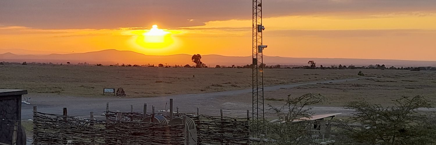 knyalwal's profile banner image