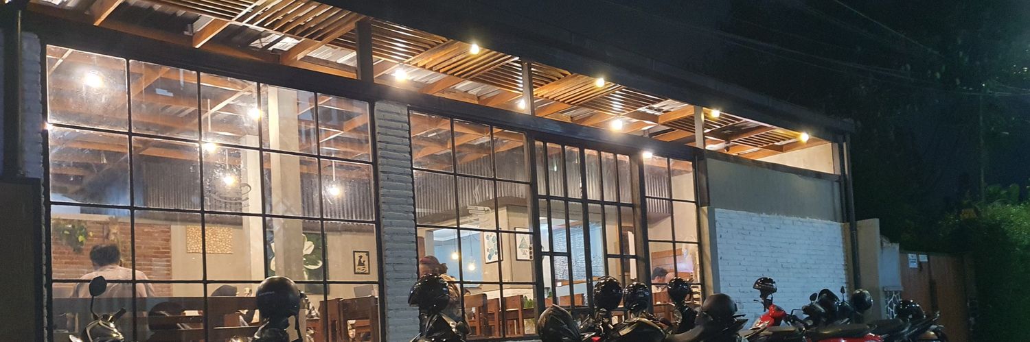 kafe_pustaka's profile banner image