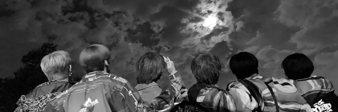 .rae 💙🌙 banner