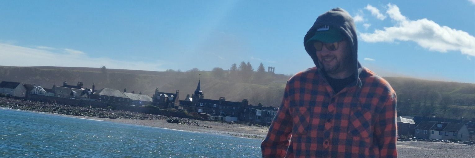 GarRees's profile banner image
