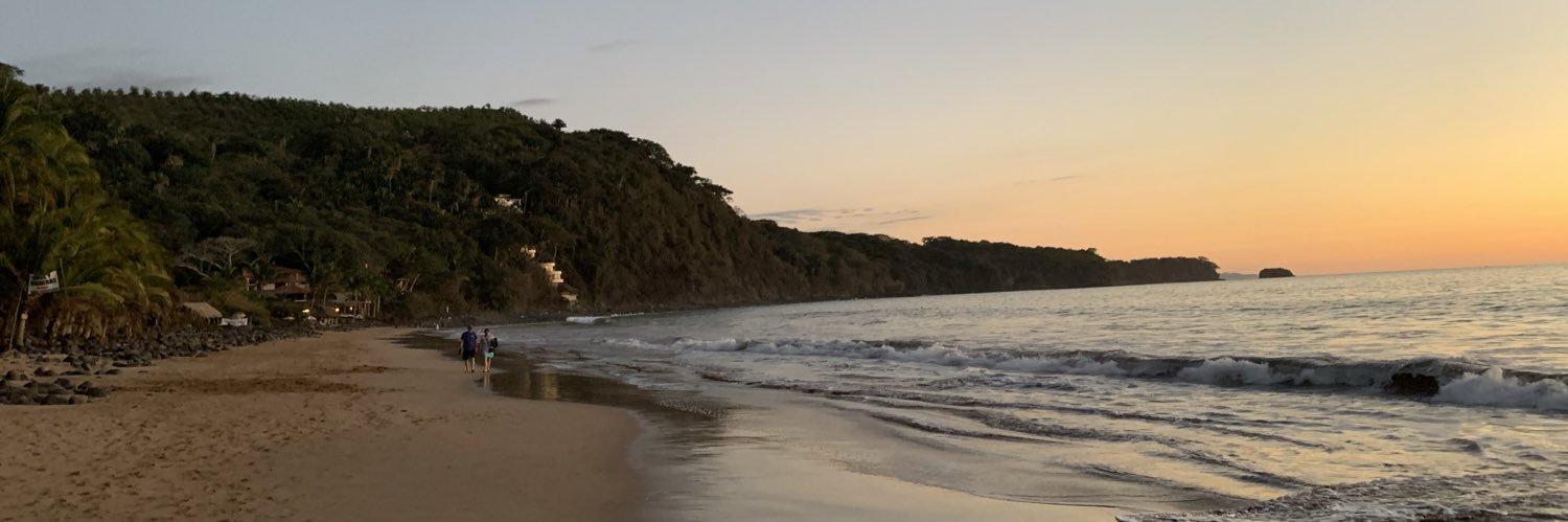 julliiea's profile banner image