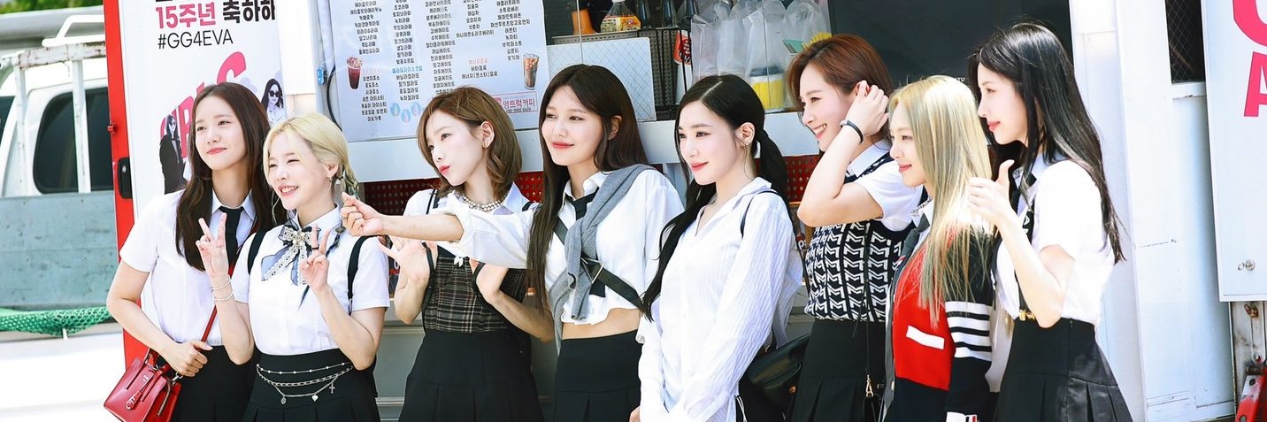 LOVEMOTOSHOP's profile banner image