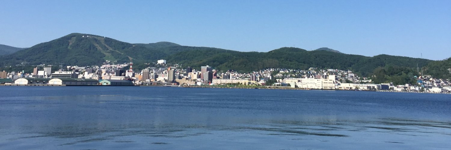 1106_is's profile banner image