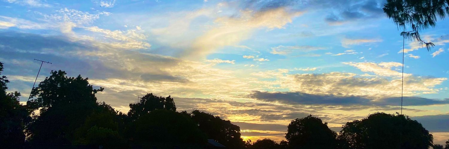 Simbeye__'s profile banner image
