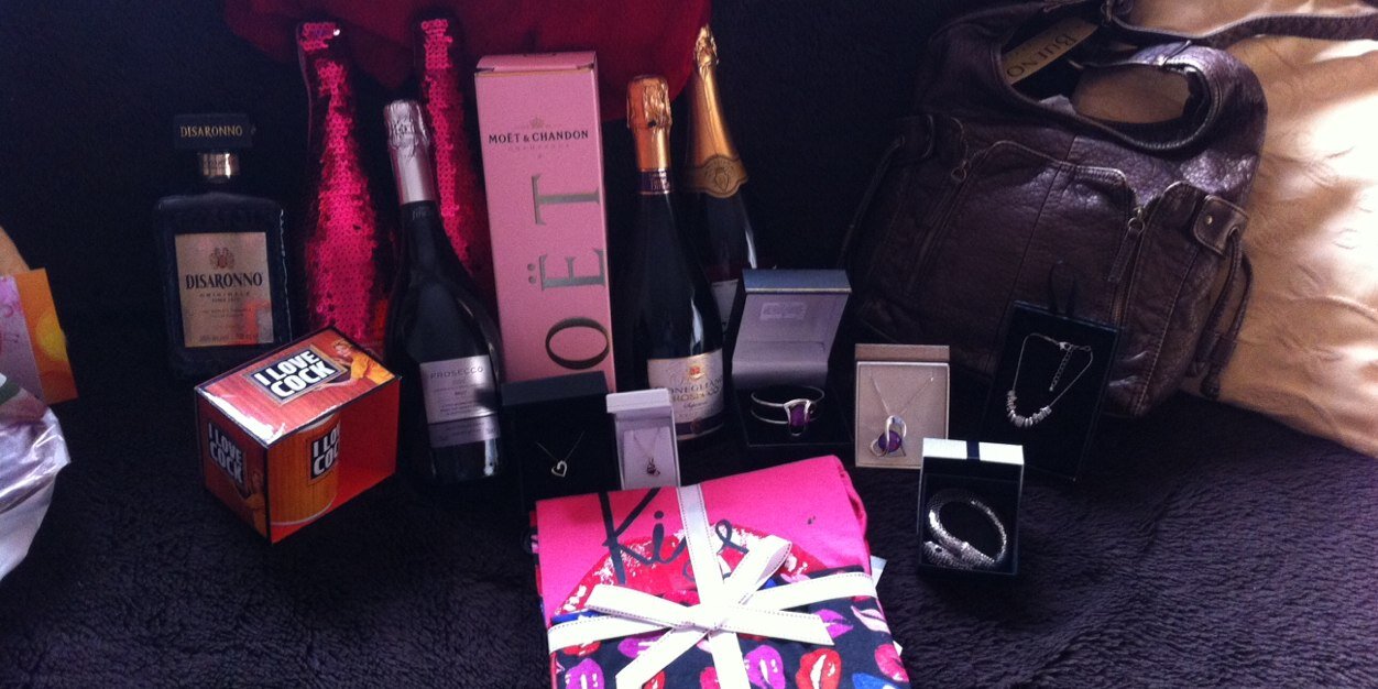 KayTeaCups's profile banner image